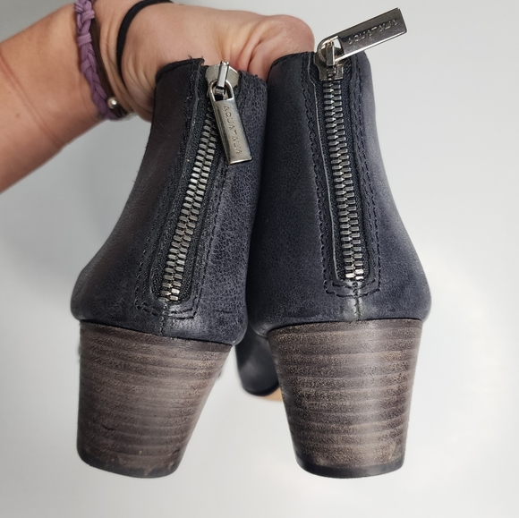 Aquatalia Marvin K Frieda ankle boots leather Gray Cutout booties size 8 - Picture 4 of 8